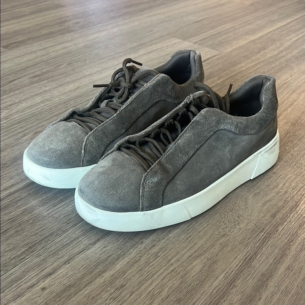 Men's Brown Suede Sneakers